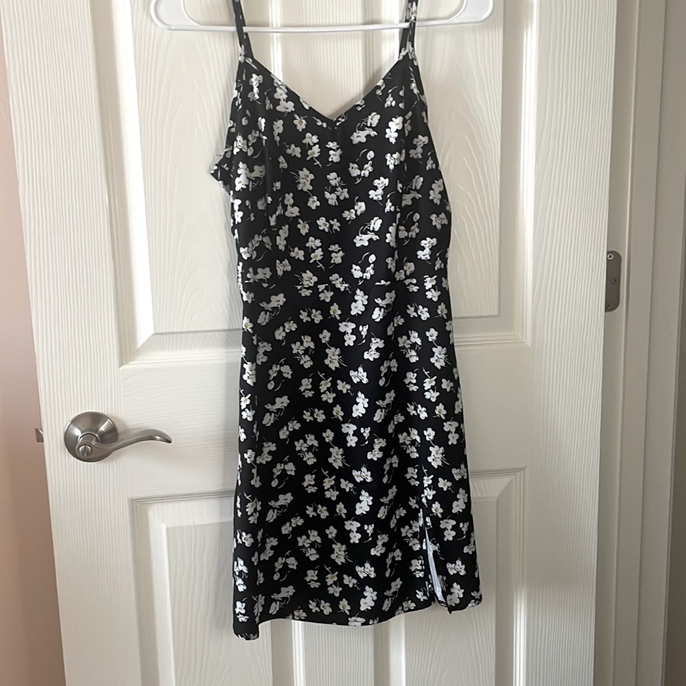 black flower dress from romwe— size small